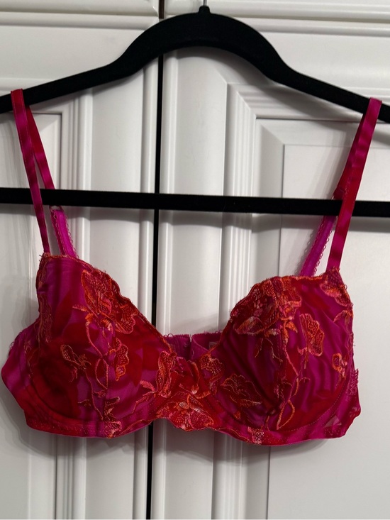 Roselle Other - Roselle Size 34C Lined Fuchsia Embroidered Underwire Bra with Orange Accent